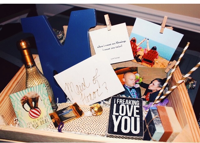 How to Propose to Your Bridal Party [DIY] - MOH